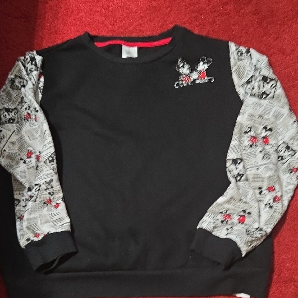 Disney Black and White Mickey Mouse Woman Sweatshirt